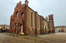 Altra prospettiva audace della Cattedrale