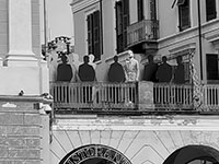 La terrazza del discorso alla cittadinenza di Ducio Galimberti