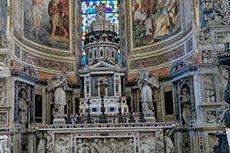 L'altare maggiore della Certosa di Pavia